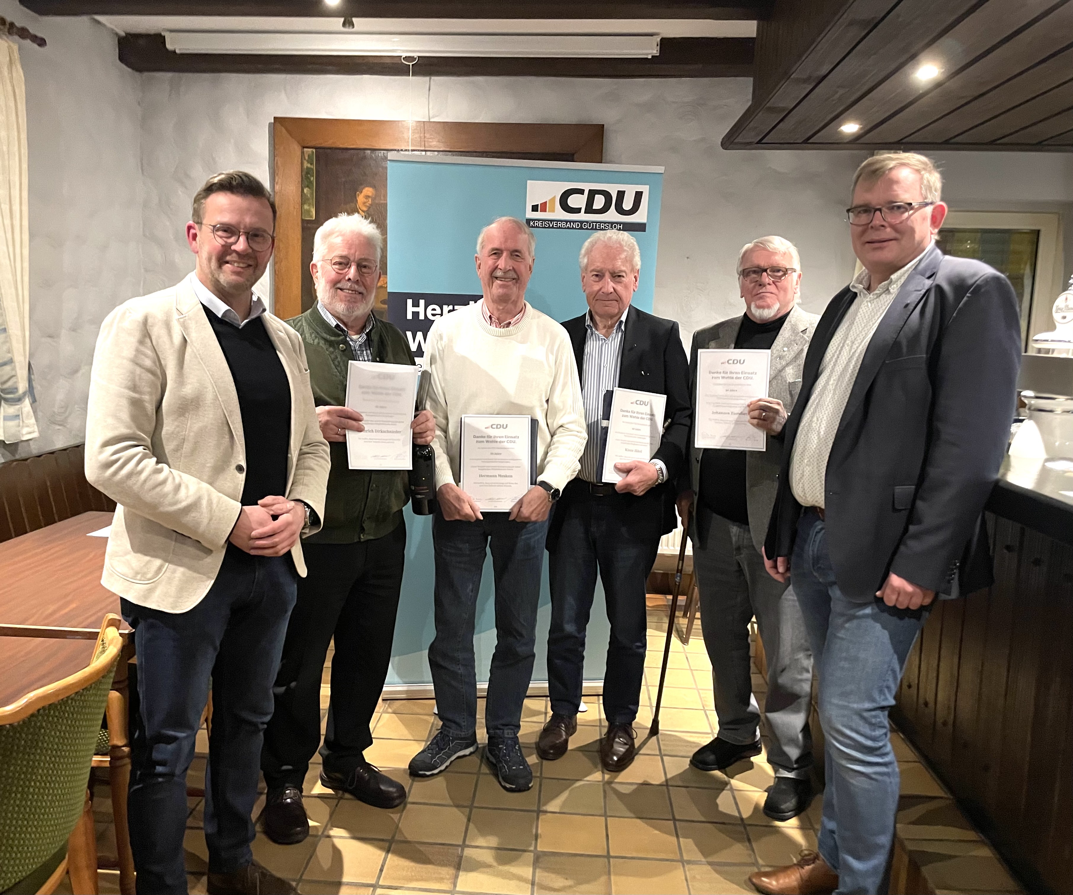 Raphael Tigges, Heinrich Dirkschnieder, Hermann Mesken, Klaus J�kel, Johannes Zumdieck und Carsten Rethage (v.l.)