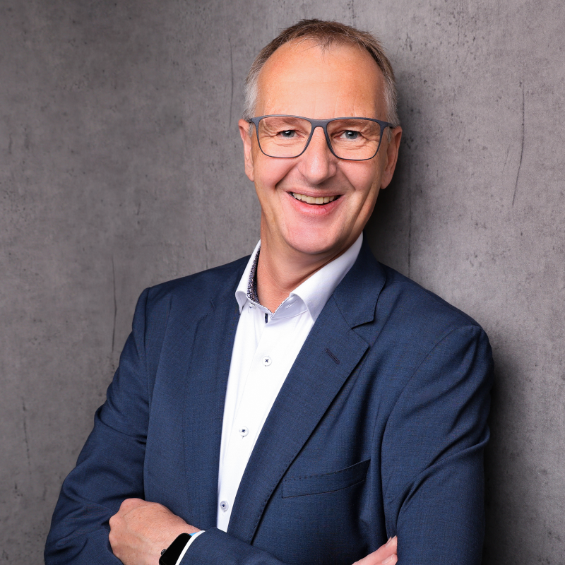  Andreas Heine