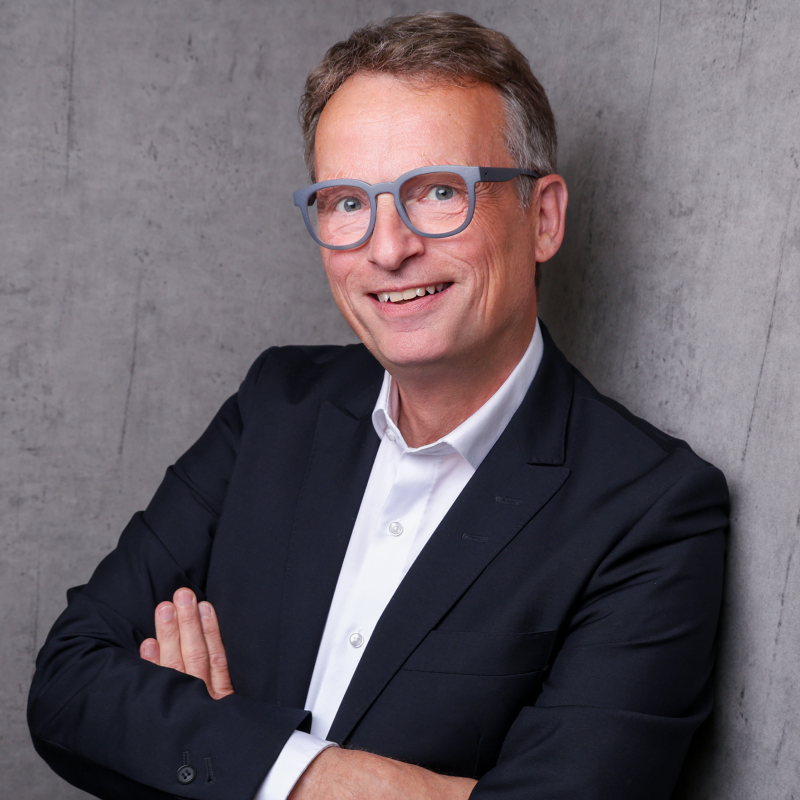 Dr. Stefan Everding